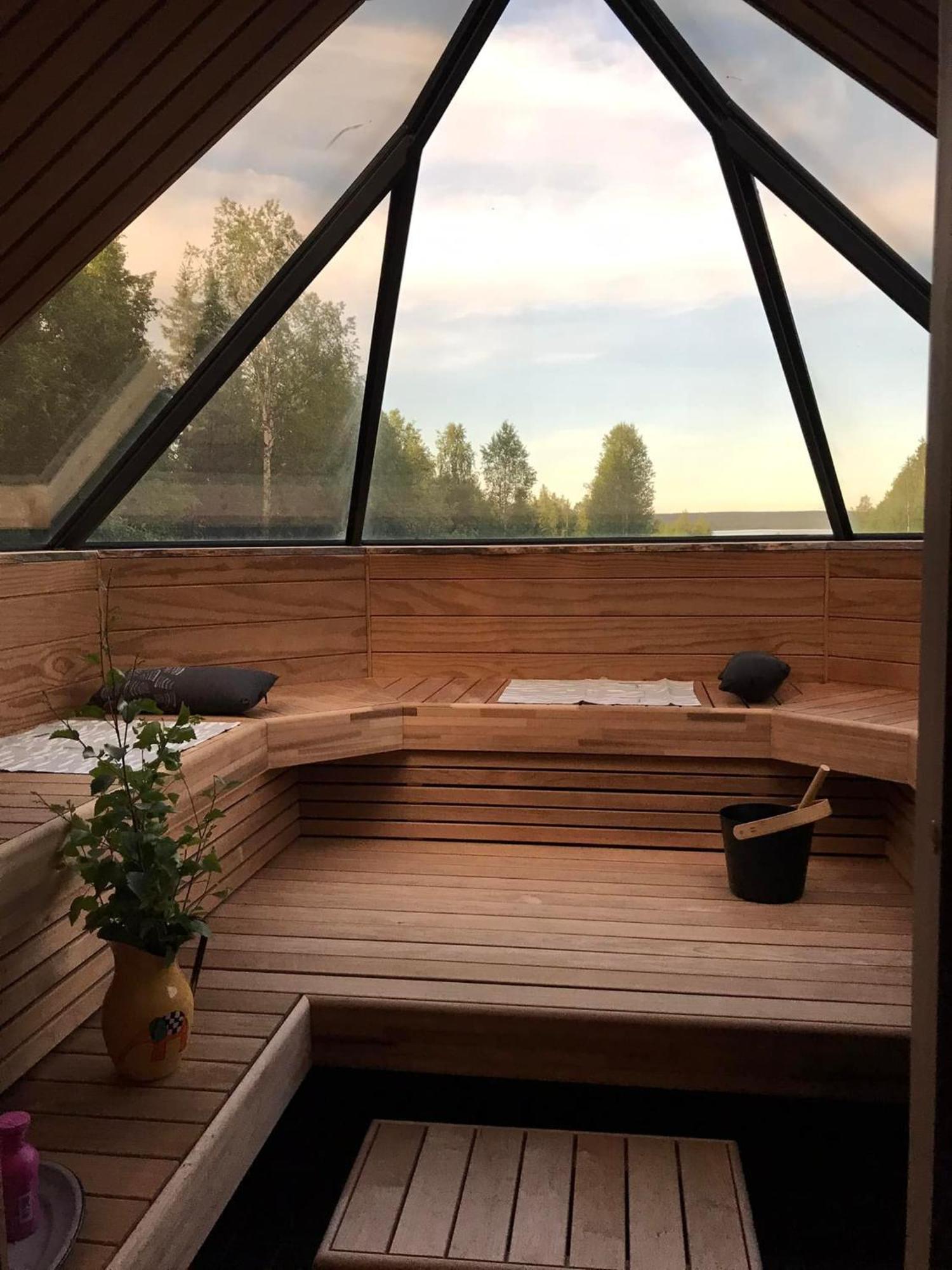 Paeivin Pirtti - Pirttikahvila Ja B&B Luosto Eksteriør billede